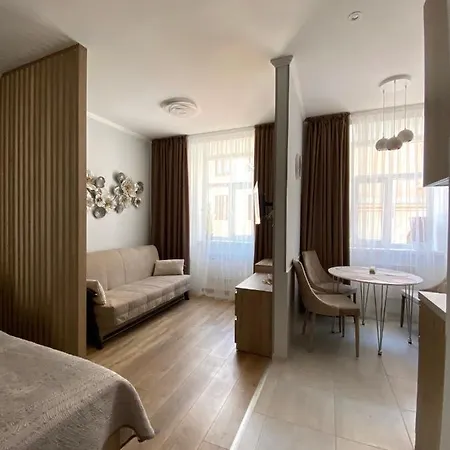 Homelike Daire Lviv